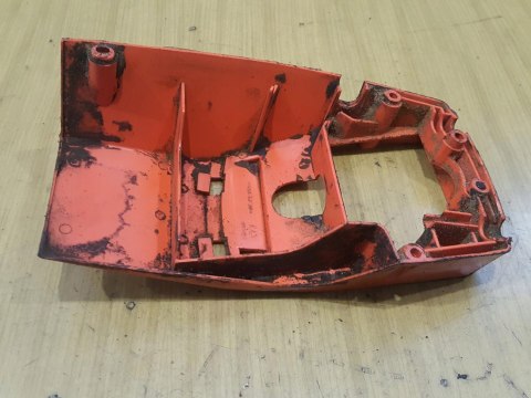 CHAIN SAW G5200 OSŁONA OBUDOWA POKRYWA KORPUS CHAIN SAW G5200 OSŁONA OBUDOWA POKRYWA KORPUS