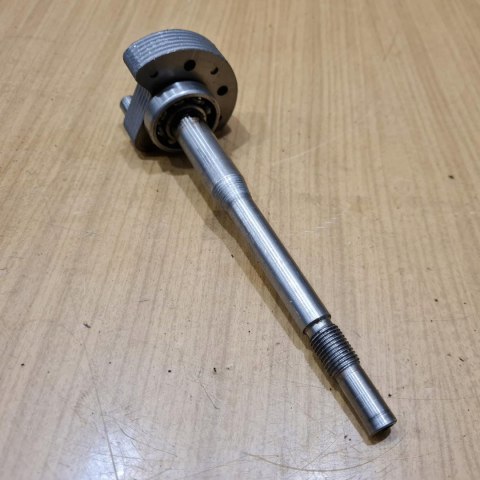 IKRA BT 1045 WAŁ KORBOWY IKRA BT 1045 WAŁ KORBOWY
