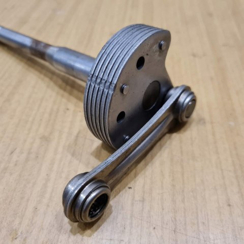 IKRA BT 1045/1 WAŁ KORBOWY KORBOWÓD IKRA BT 1045/1 WAŁ KORBOWY KORBOWÓD