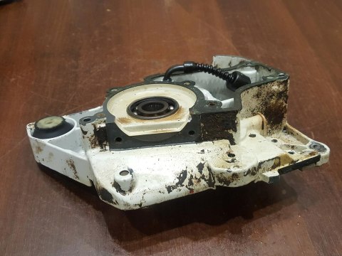STIHL 038 AV MS 380 KARTER OBUDOWA SILNIKA BLOK STIHL 038 AV MS 380 KARTER OBUDOWA SILNIKA BLOK