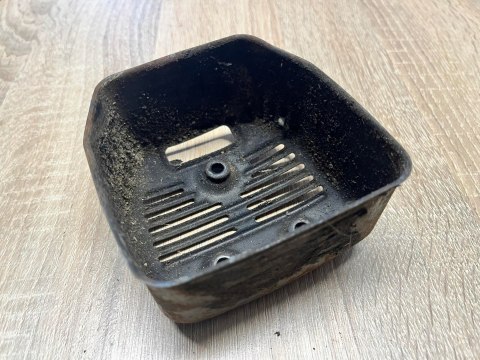 IKRA BT 1040 OSŁONA OBUDOWA POKRYWA TŁUMIKA IKRA BT 1040 OSŁONA OBUDOWA POKRYWA TŁUMIKA