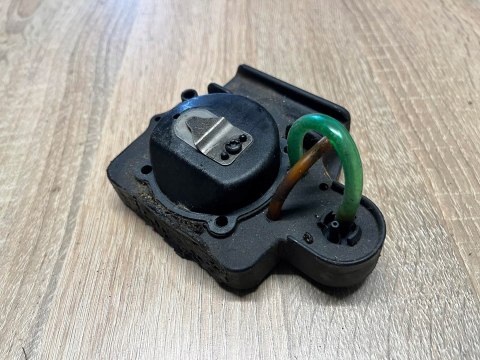 IKRA BT 1040 PODSTAWA OSŁONA OBUDOWA IKRA BT 1040 PODSTAWA OSŁONA OBUDOWA