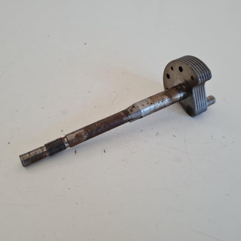IKRA BT 1040 WAŁ KORBOWY IKRA BT 1040 WAŁ KORBOWY
