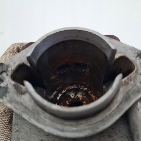 IKRA BT 1040/1 CYLINDER TŁOK ORYGINAŁ KOMPLET IKRA BT 1040/1 CYLINDER TŁOK ORYGINAŁ KOMPLET