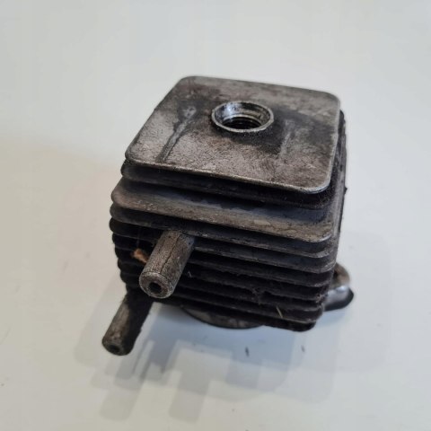 IKRA BT 1040/1 CYLINDER TŁOK ORYGINAŁ KOMPLET IKRA BT 1040/1 CYLINDER TŁOK ORYGINAŁ KOMPLET