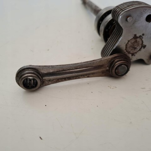 IKRA BT 1040/1 WAŁ KORBOWY KORBOWÓD IKRA BT 1040/1 WAŁ KORBOWY KORBOWÓD