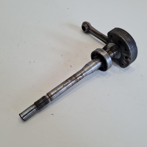 IKRA BT 1040/1 WAŁ KORBOWY KORBOWÓD IKRA BT 1040/1 WAŁ KORBOWY KORBOWÓD