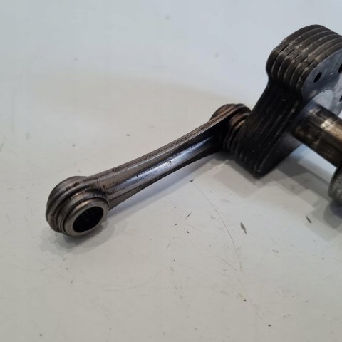 IKRA BT 1040/1 WAŁ KORBOWY KORBOWÓD IKRA BT 1040/1 WAŁ KORBOWY KORBOWÓD