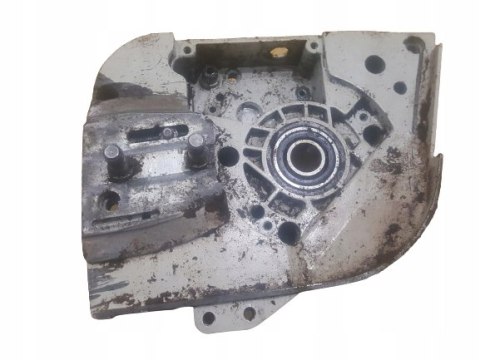 STIHL 030 AV KARTER OBUDOWA SILNIKA KORPUS POŁÓWKA STIHL 030 AV KARTER OBUDOWA SILNIKA KORPUS POŁÓWKA