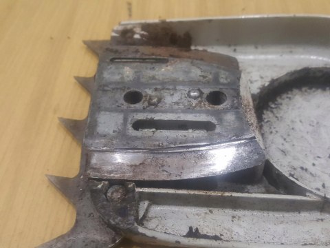 STIHL 030 AV POKRYWA OSŁONA OBUDOWA OSTROGA KIEŁ STIHL 030 AV POKRYWA OSŁONA OBUDOWA OSTROGA KIEŁ
