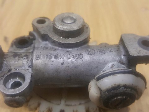STIHL 030 AV POMPA POMPKA OLEJU OLEJOWA STIHL 030 AV POMPA POMPKA OLEJU OLEJOWA