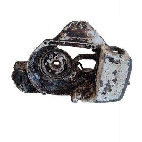 STIHL 031 032 AV KARTER OBUDOWA SILNIKA KORPUS