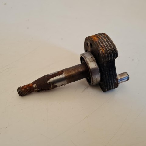 IKRA BT 1035 WAŁ KORBOWY IKRA BT 1035 WAŁ KORBOWY