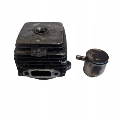 IKRA BT 1040 CYLINDER TŁOK ORYGINAŁ KOMPLET IKRA BT 1040 CYLINDER TŁOK ORYGINAŁ KOMPLET