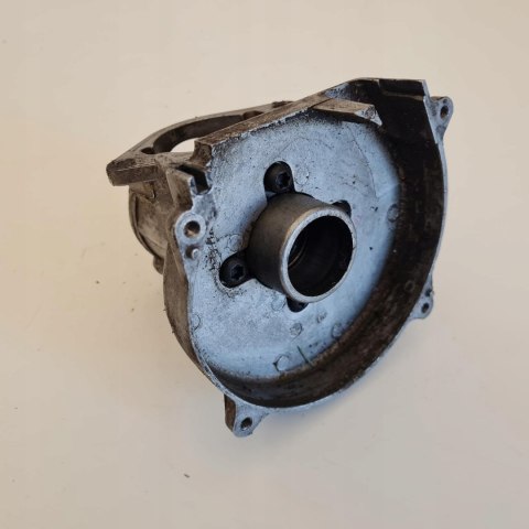 IKRA BT 1040 KARTER OBUDOWA SILNIKA KORPUS IKRA BT 1040 KARTER OBUDOWA SILNIKA KORPUS