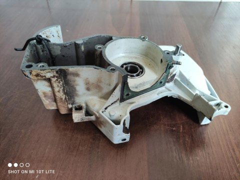 STIHL 028 AV KARTER OBUDOWA SILNIKA POŁÓWKA BLOK STIHL 028 AV KARTER OBUDOWA SILNIKA POŁÓWKA BLOK