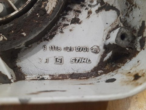STIHL 028 KARTER OBUDOWA SILNIKA KORPUS STIHL 028 KARTER OBUDOWA SILNIKA KORPUS
