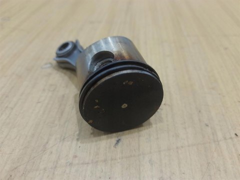 IKRA BT 1035 CYLINDER TŁOK ORYGINAŁ KOMPLET IKRA BT 1035 CYLINDER TŁOK ORYGINAŁ KOMPLET