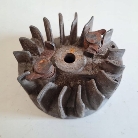 IKRA BT 1035 MAGNETO KOŁO MAGNESOWE IKRA BT 1035 MAGNETO KOŁO MAGNESOWE
