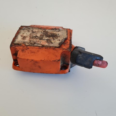 NAC BP520-30KA-T SZARPAK STARTER ROZRUSZNIK OBUDOWA NAC BP520-30KA-T SZARPAK STARTER ROZRUSZNIK OBUDOWA