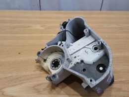 STIHL 020 MS 200 T KARTER OBUDOWA SILNIKA POŁÓWKA