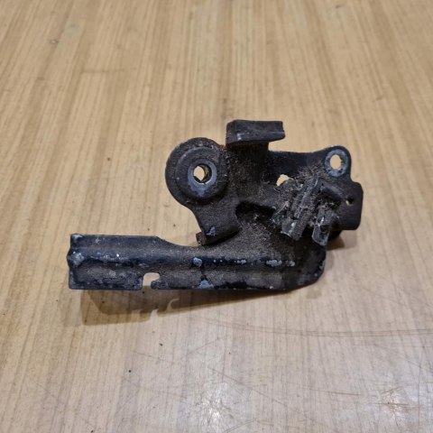 BRIGGS&STRATTON QUATTRO 3,5HP DŹWIGNIA CIĘGNO GAZU STELAŻ BRIGGS&STRATTON QUATTRO 3,5HP DŹWIGNIA CIĘGNO GAZU STELAŻ