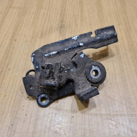 BRIGGS&STRATTON QUATTRO 3,5HP DŹWIGNIA CIĘGNO GAZU STELAŻ BRIGGS&STRATTON QUATTRO 3,5HP DŹWIGNIA CIĘGNO GAZU STELAŻ