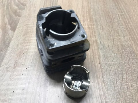 BUDGET BBKS 1235 CYLINDER TŁOK ORYGINAŁ KOMPLET BUDGET BBKS 1235 CYLINDER TŁOK ORYGINAŁ KOMPLET