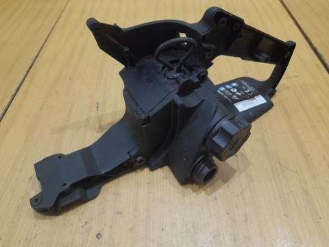HUSQVARNA SE 561 82 RĄCZKA GAZU RĘKOJEŚĆ ZBIORNIK HUSQVARNA SE 561 82 RĄCZKA GAZU RĘKOJEŚĆ ZBIORNIK