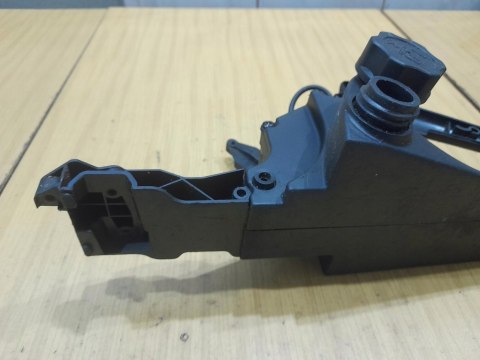 HUSQVARNA SE 561 82 RĄCZKA GAZU RĘKOJEŚĆ ZBIORNIK HUSQVARNA SE 561 82 RĄCZKA GAZU RĘKOJEŚĆ ZBIORNIK