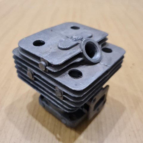 HYUNDAI HSDT30 CYLINDER TŁOK ORYGINAŁ KOMPLET HYUNDAI HSDT30 CYLINDER TŁOK ORYGINAŁ KOMPLET