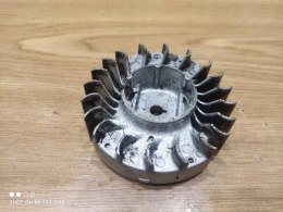 STIHL 020 200 T MAGNETO KOŁO MAGNESOWE