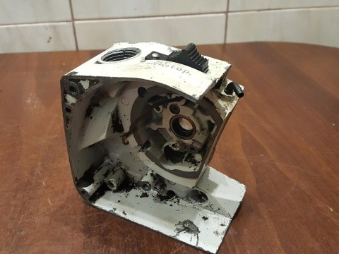 STIHL 020 AV AVH KARTER BLOK SILNIKA OBUDOWA STIHL 020 AV AVH KARTER BLOK SILNIKA OBUDOWA