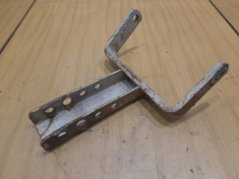 BRIGGS 3 HP GLEBOGRYZARKA UCHWYT MOCOWANIE STELAŻ BRIGGS 3 HP GLEBOGRYZARKA UCHWYT MOCOWANIE STELAŻ