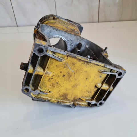 BRIGGS & STRATTON QUANTUM 4HP KARTER CYLINDER OBUDOWA BRIGGS & STRATTON QUANTUM 4HP KARTER CYLINDER OBUDOWA