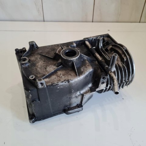 BRIGGS & STRATTON QUATTRO 3,5HP KARTER CYLINDER TŁOK KPL BRIGGS & STRATTON QUATTRO 3,5HP KARTER CYLINDER TŁOK KPL