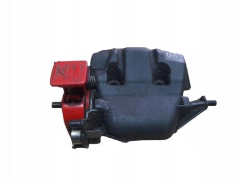 HUSQVARNA 562 XP PODSTAWA OSŁONA OBUDOWA FILTR HUSQVARNA 562 XP PODSTAWA OSŁONA OBUDOWA FILTR