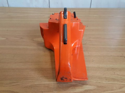 HUSQVARNA 66 RĄCZKA GAZU OBUDOWA ZBIORNIK HUSQVARNA 66 RĄCZKA GAZU OBUDOWA ZBIORNIK