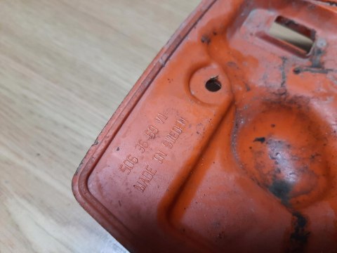 HUSQVARNA K 750 OSŁONA OBUDOWA POKRYWA KORPUS HUSQVARNA K 750 OSŁONA OBUDOWA POKRYWA KORPUS
