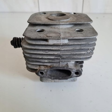 HUSQVARNA K950 CYLINDER TŁOK ORYGINAŁ KOMPLET HUSQVARNA K950 CYLINDER TŁOK ORYGINAŁ KOMPLET