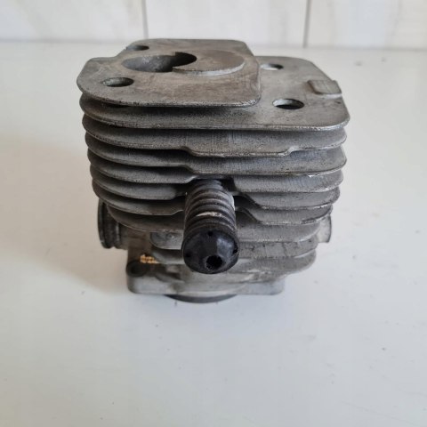 HUSQVARNA K950 CYLINDER TŁOK ORYGINAŁ KOMPLET HUSQVARNA K950 CYLINDER TŁOK ORYGINAŁ KOMPLET