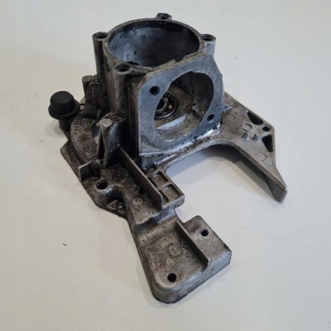 HUSQVARNA MONDO KARTER OBUDOWA SILNIKA KORPUS HUSQVARNA MONDO KARTER OBUDOWA SILNIKA KORPUS