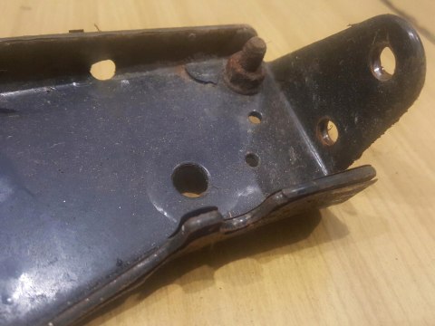 MTD TECUMSEH 12HP STELAŻ MOCOWANIE UCHWYT MTD TECUMSEH 12HP STELAŻ MOCOWANIE UCHWYT