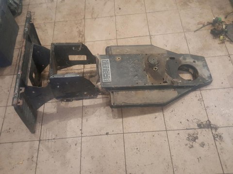 MTD TECUMSEH 12HP TUNEL ŚRODKOWY STELAŻ MOCOWANIE RAMA MTD TECUMSEH 12HP TUNEL ŚRODKOWY STELAŻ MOCOWANIE RAMA