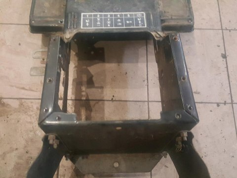 MTD TECUMSEH 12HP TUNEL ŚRODKOWY STELAŻ MOCOWANIE RAMA MTD TECUMSEH 12HP TUNEL ŚRODKOWY STELAŻ MOCOWANIE RAMA