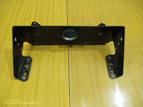 MTD TOPFLITE TRAKTOREK MOCOWANIE STELAŻ UCHWYT MTD TOPFLITE TRAKTOREK MOCOWANIE STELAŻ UCHWYT