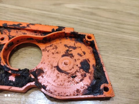 STIHL 015 AV OSŁONA OBUDOWA POKRYWA STIHL 015 AV OSŁONA OBUDOWA POKRYWA