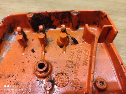 STIHL 015 AV OSŁONA OBUDOWA POKRYWA STIHL 015 AV OSŁONA OBUDOWA POKRYWA