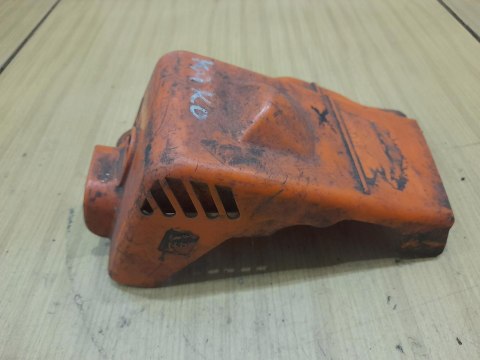 STIHL 017 018 MS 170 180 OSŁONA OBUDOWA POKRYWA STIHL 017 018 MS 170 180 OSŁONA OBUDOWA POKRYWA