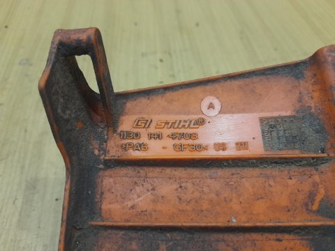 STIHL 017 018 MS 170 180 OSŁONA OBUDOWA POKRYWA STIHL 017 018 MS 170 180 OSŁONA OBUDOWA POKRYWA